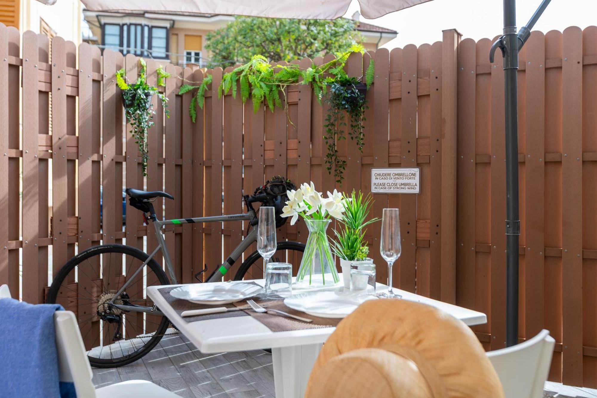 Residence Finale Bike And Beach Фінале-Лігуре Екстер'єр фото